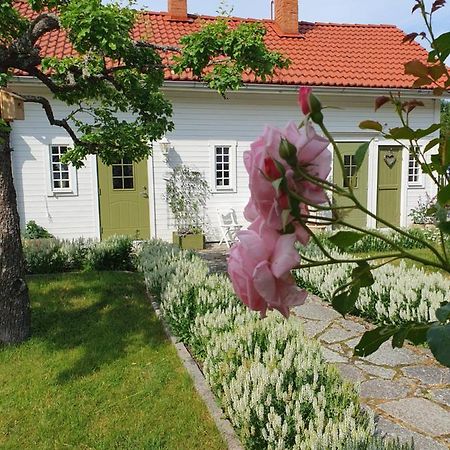 Stenkullens Gardshus Borensberg Exteriér fotografie