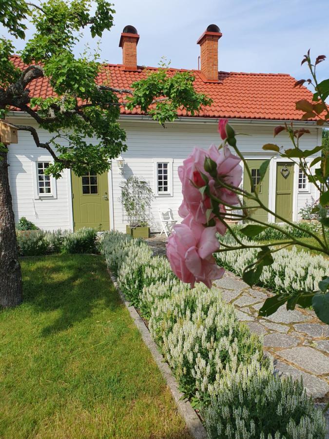 Stenkullens Gardshus Borensberg Exteriér fotografie